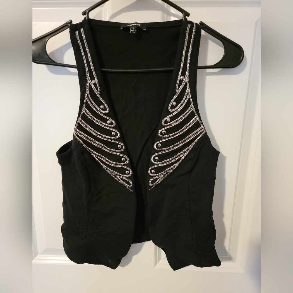 Express mini vest with embroidered details